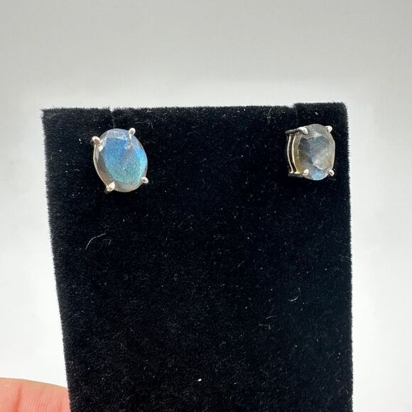 NWOT 8x10mm faceted labradorite stud earrings in sterling silver! - Picture 9 of 13